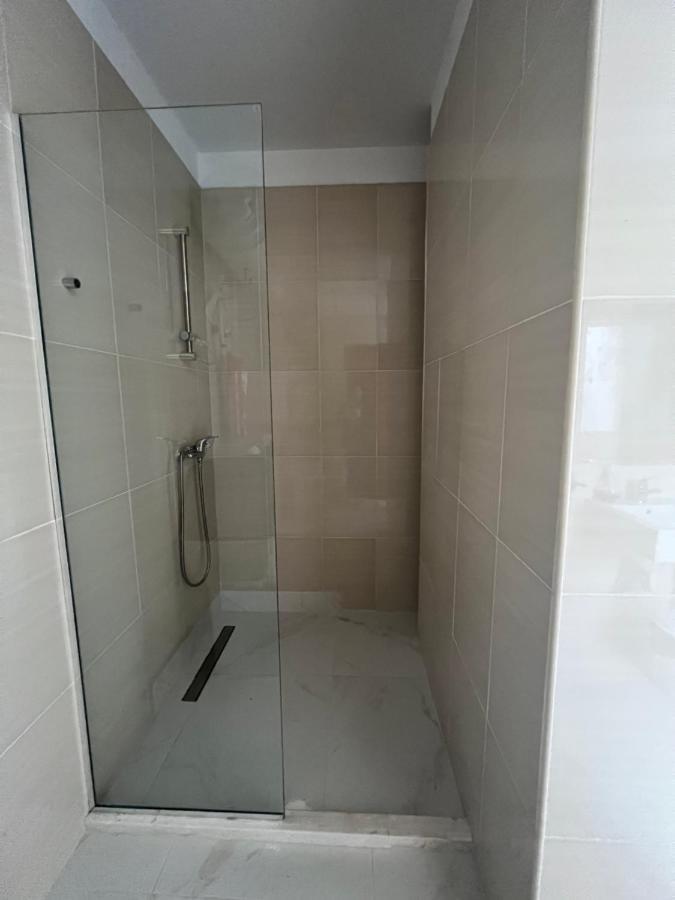 Center-sea view apartament,Sarandë Buitenkant foto